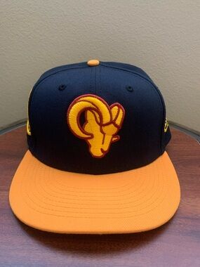New Era LA Rams Sofi Inaugural 2020 Season Fitted Size 7 3/4. Good Condition.